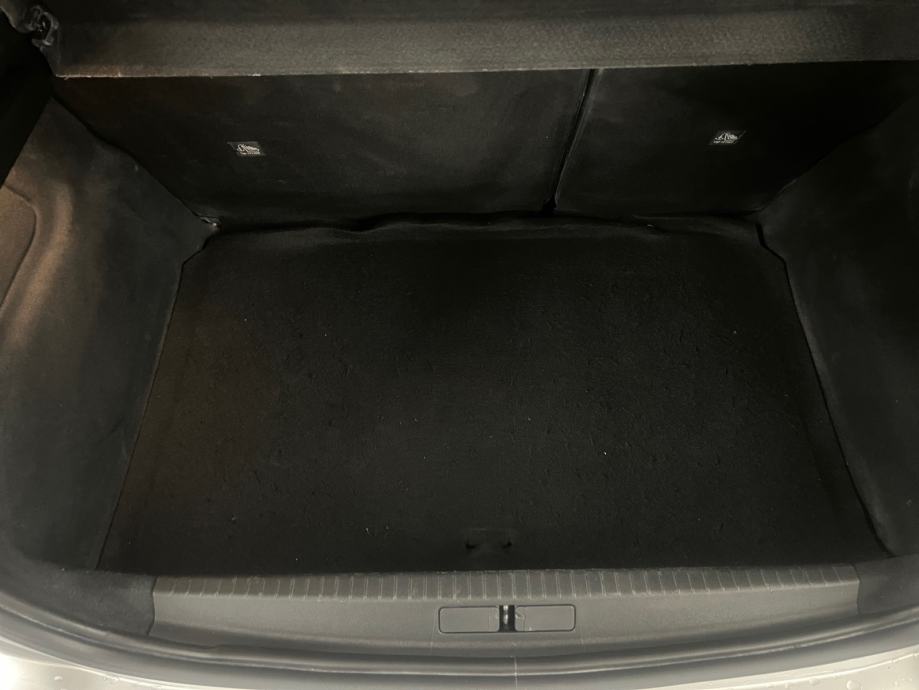Opel Corsa 1.2 XEL - 3 godine jamstva, fotografija 12