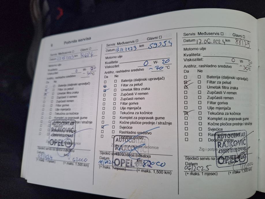 Opel Corsa 1,2i,HR servisna,kamera,radar,PDC,PISM.JAMSTVO 1 GOD, fotografija 19