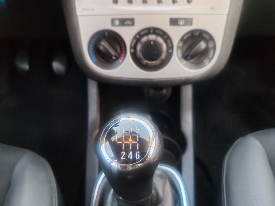 Opel Corsa 1,3 CDTI 2012g, 174000 km, kartice do 36 rata, fotografija 16