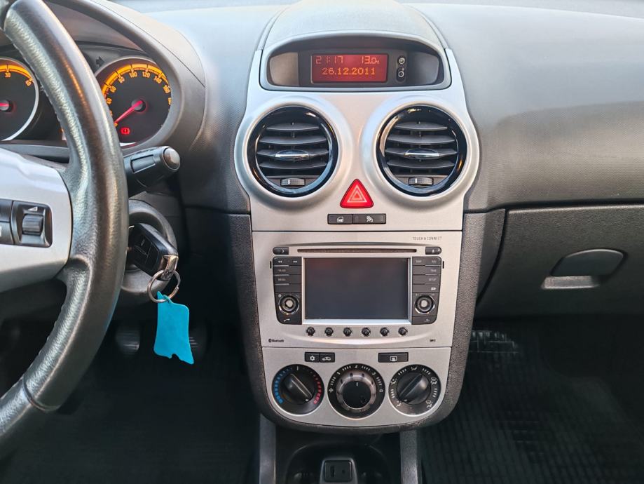 Opel Corsa 1,3 CDTI 2012g, 174000 km, kartice do 36 rata, fotografija 13