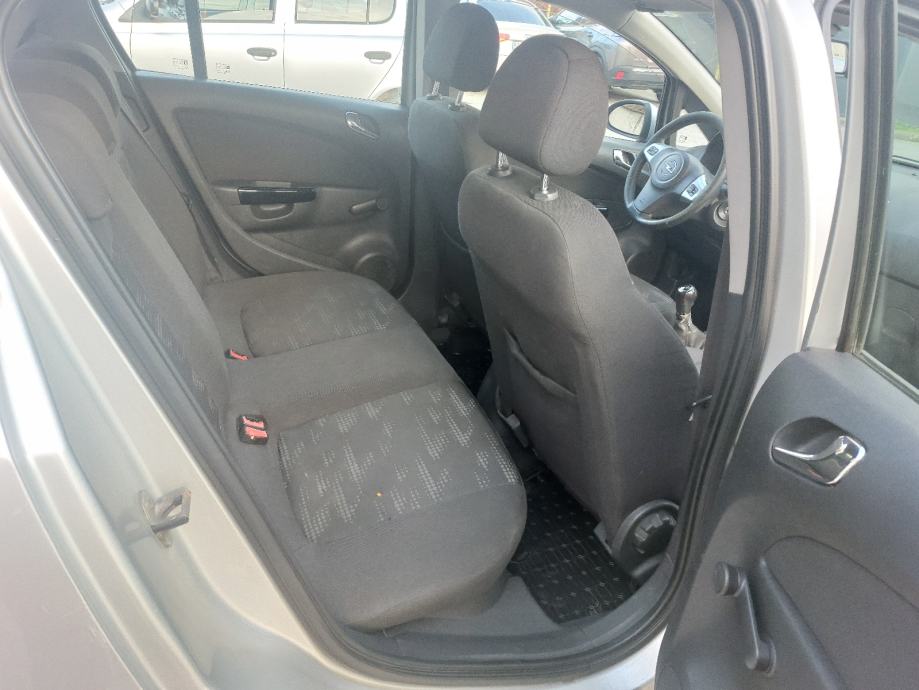 Opel Corsa 1.3 CDTI 2014 g** Reg 1 godinu 10/27**akcija**, fotografija 9