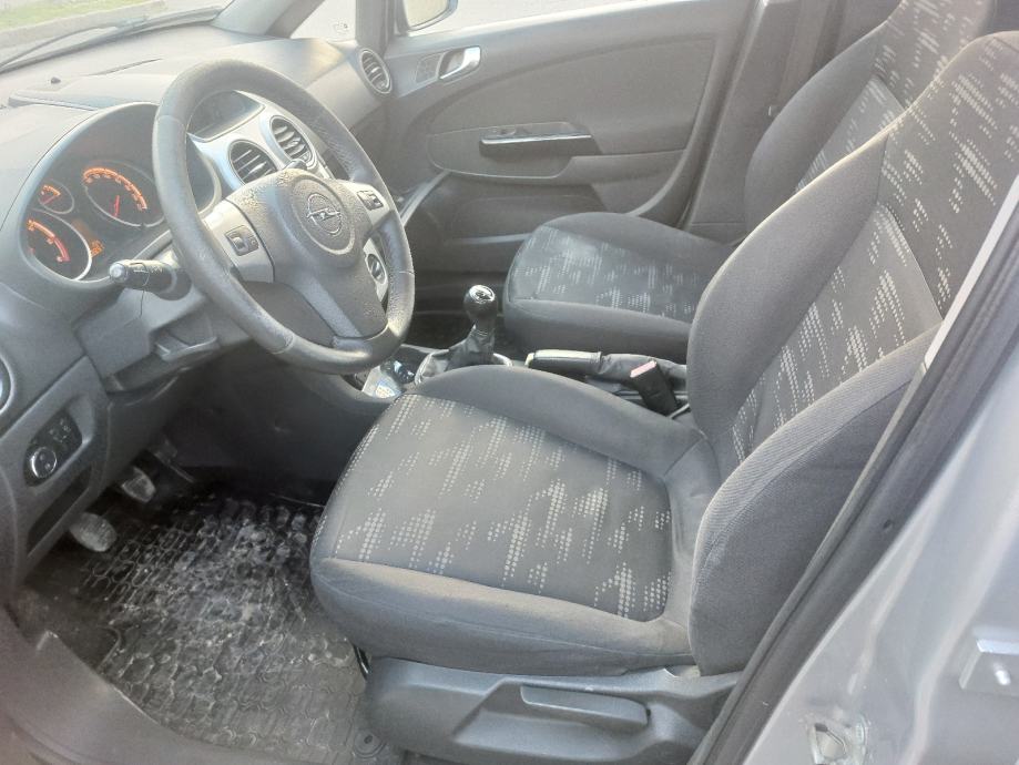 Opel Corsa 1.3 CDTI 2014 g** Reg 1 godinu 10/27**akcija**, fotografija 10