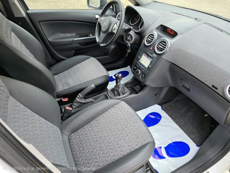 Opel Corsa 1,3 CDTI COSMO-FULL OPREMA 123500km, fotografija 17