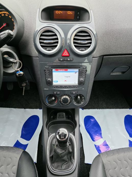 Opel Corsa 1,3 CDTI COSMO-FULL OPREMA 123500km, fotografija 15