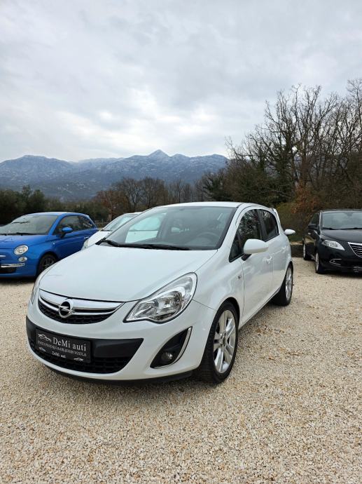 Opel Corsa 1,3 CDTI COSMO-FULL OPREMA 123500km, fotografija 2