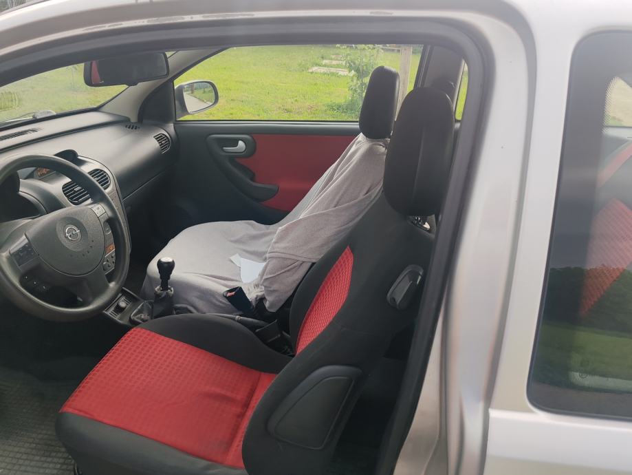 Opel Corsa 1,3 CDTI, fotografija 7
