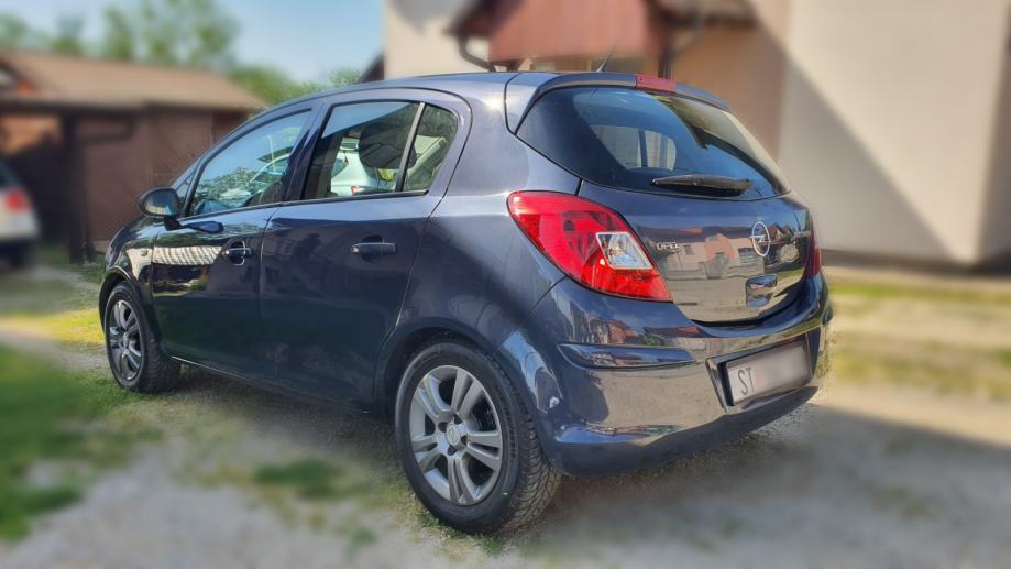 Opel Corsa 1,3 CDTI (KLIMA), fotografija 2