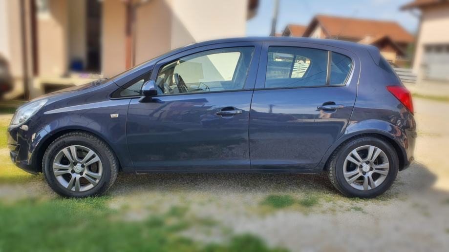 Opel Corsa 1,3 CDTI (KLIMA), fotografija 5