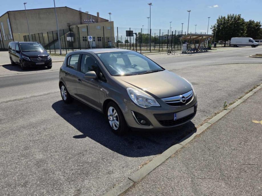 Opel Corsa 1,3 CDTI, 2011, 70kW, 5/2027, 2 seta kotača, fotografija 4