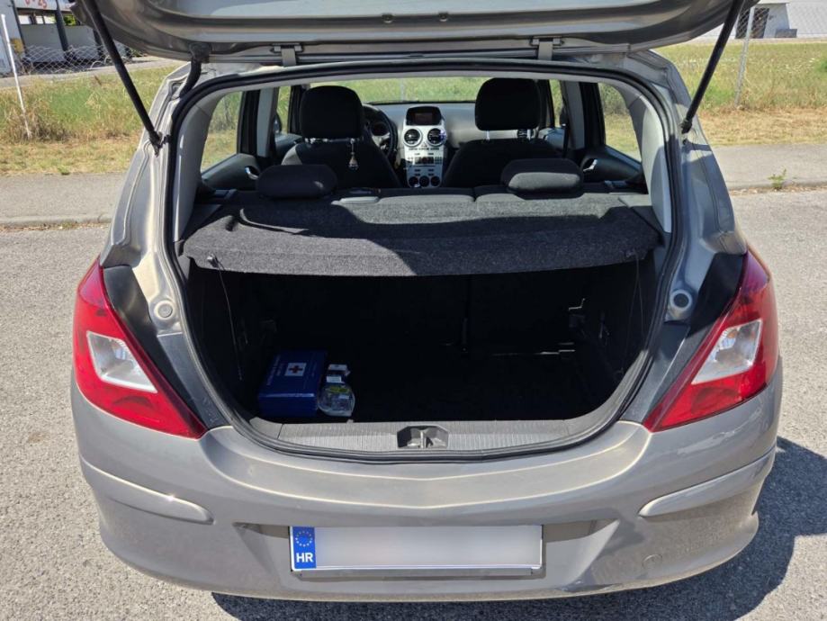 Opel Corsa 1,3 CDTI, 2011, 70kW, 5/2027, 2 seta kotača, fotografija 9