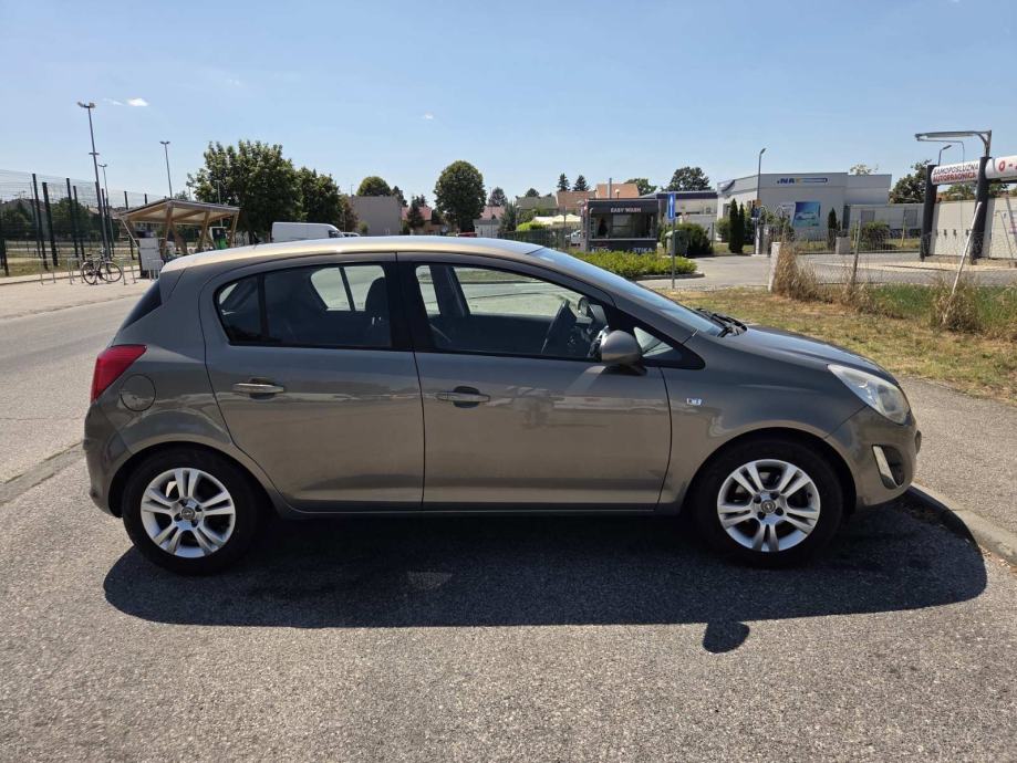 Opel Corsa 1,3 CDTI, 2011, 70kW, 5/2027, 2 seta kotača, fotografija 5