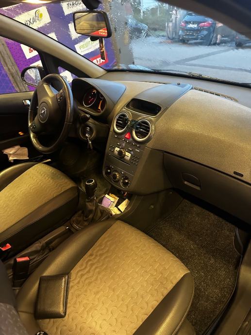 Opel Corsa 1,3 CDTI, fotografija 6