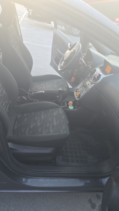 Opel Corsa 1,3 CDTI, fotografija 10