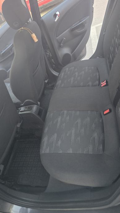 Opel Corsa 1,3 CDTI, fotografija 13