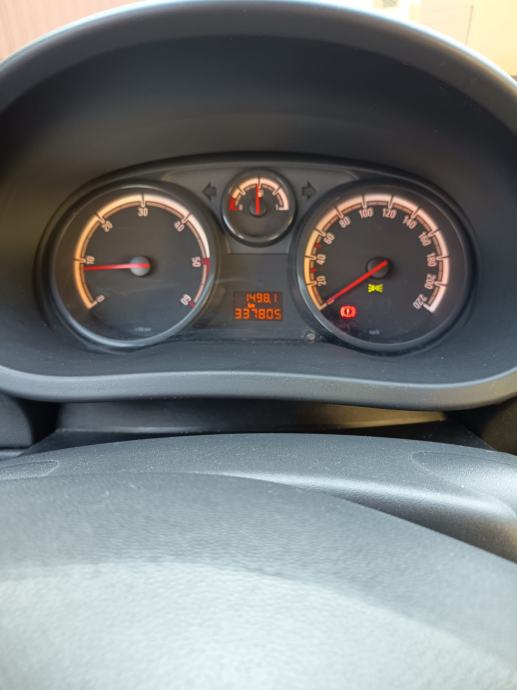 Opel Corsa 1,3 CDTI, fotografija 8
