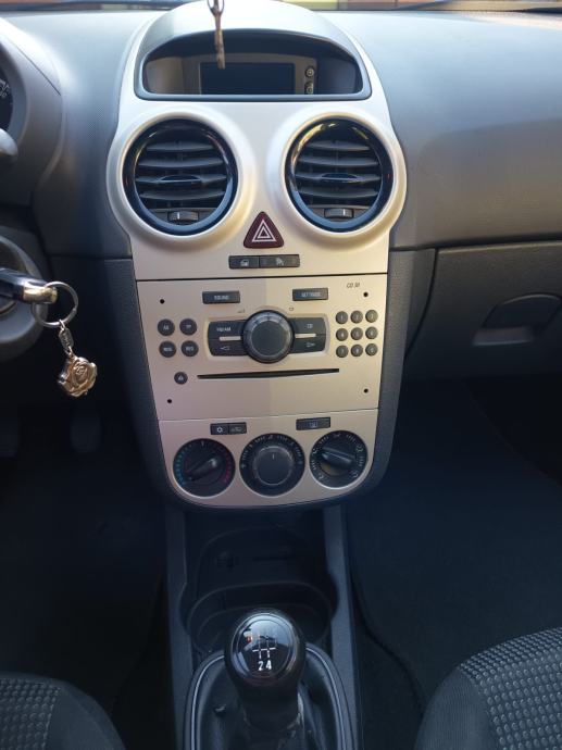 Opel Corsa 1,3 CDTI, fotografija 9