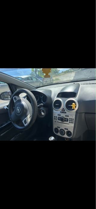 Opel Corsa 1.3 cdti, fotografija 7
