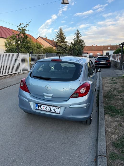Opel Corsa 1,3 CDTI, fotografija 2
