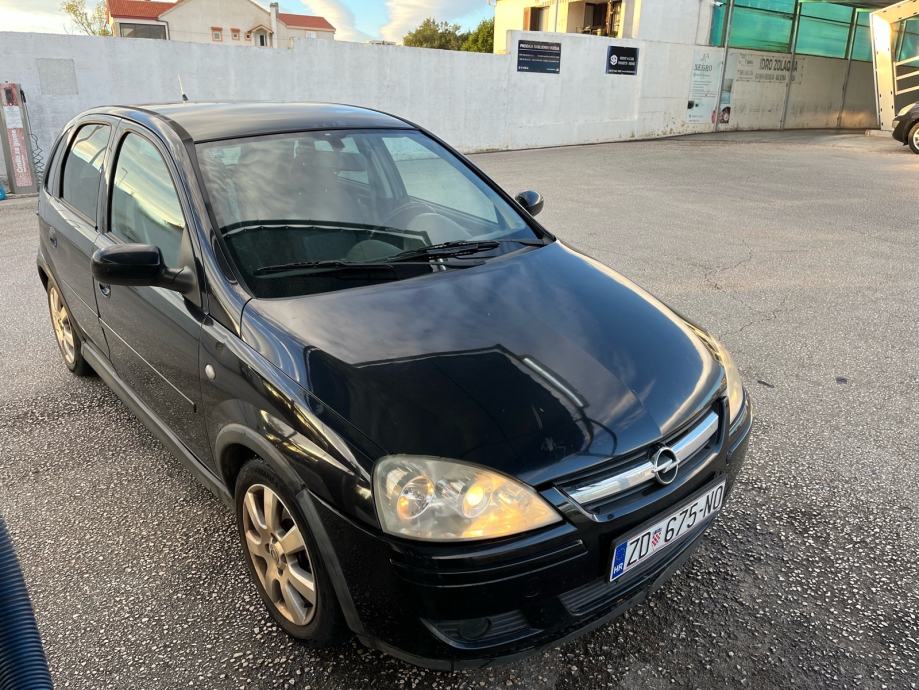 Opel Corsa 1,3 CDTI Klima, MF volan, El. Podizači, fotografija 2