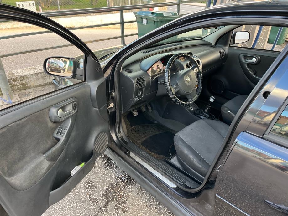 Opel Corsa 1,3 CDTI Klima, MF volan, El. Podizači, fotografija 8