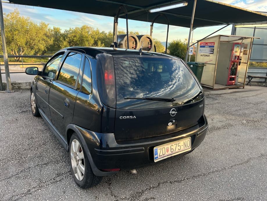 Opel Corsa 1,3 CDTI Klima, MF volan, El. Podizači, fotografija 6