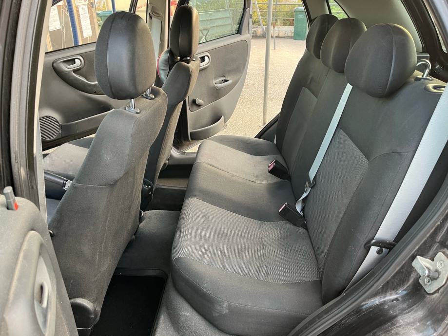 Opel Corsa 1,3 CDTI Klima, MF volan, El. Podizači, fotografija 9