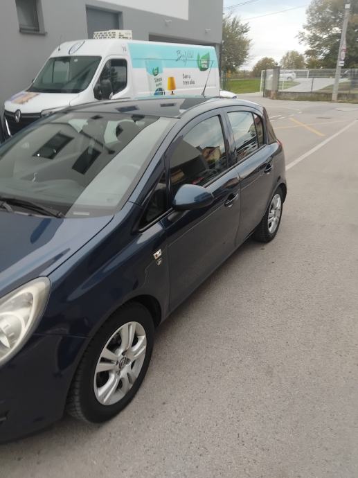 Opel Corsa 1,3 CDTI, fotografija 3