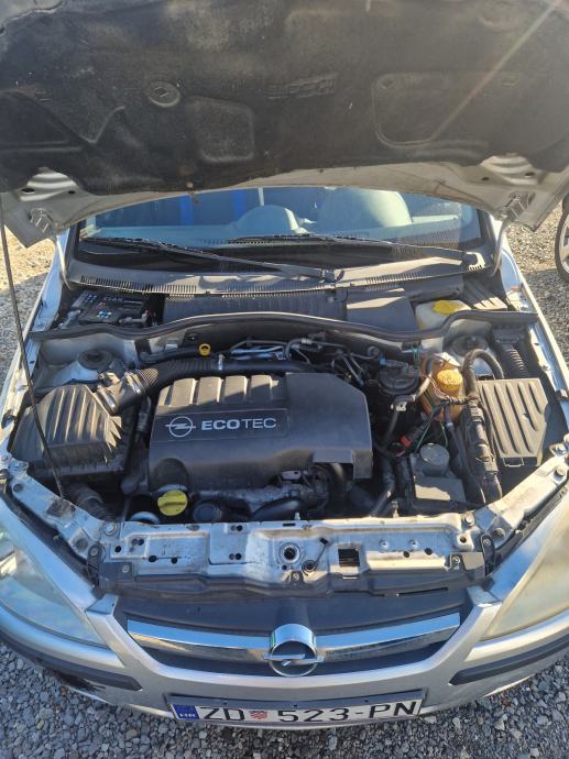 Opel Corsa 1,3 CDTI, fotografija 8