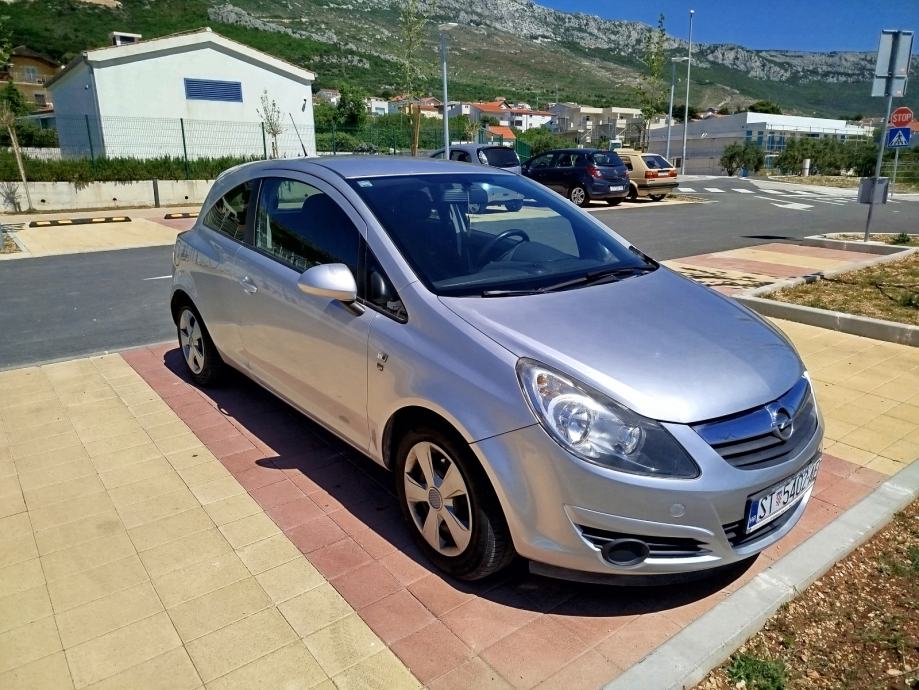 Opel Corsa 1.3 CDTI, štedljiv, 70 kW, REG 01/27, CarPlay/Navi/HF, fotografija 4