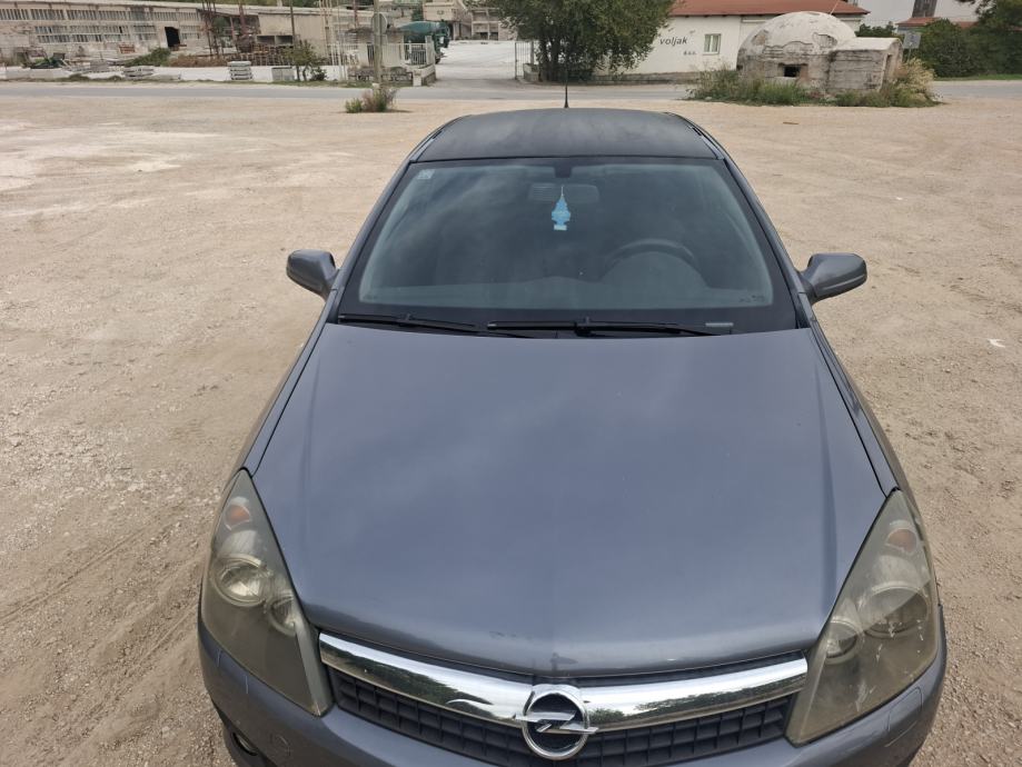 Opel Corsa 1.3 CDTI super stanje, fotografija 4