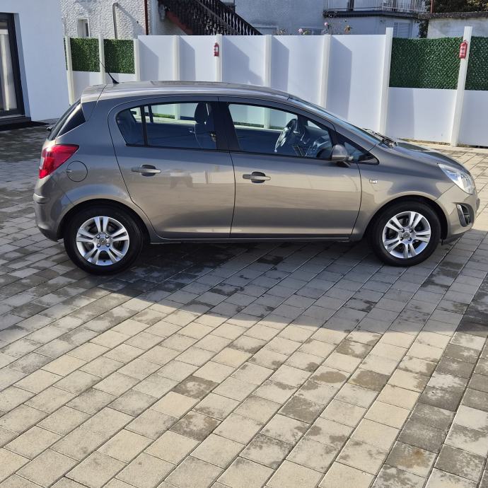 Opel Corsa 1,4 16V benzinac▪︎2014 ● HR auto ● 140.ooo km ● 1. VLASNIK, fotografija 7