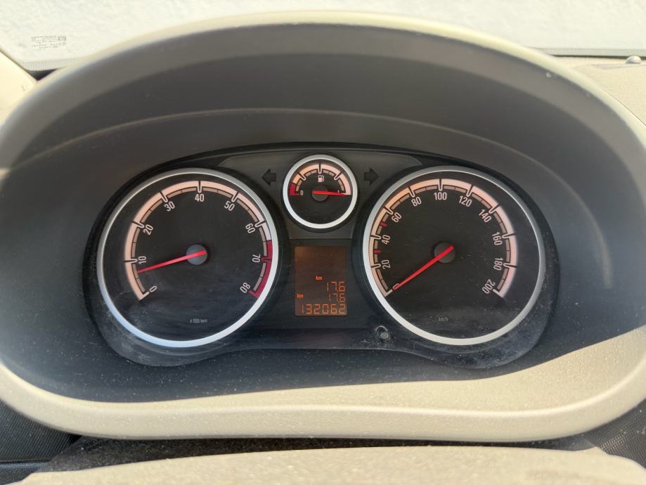 Opel Corsa 1,4 16V, pogled izvana - slika 5