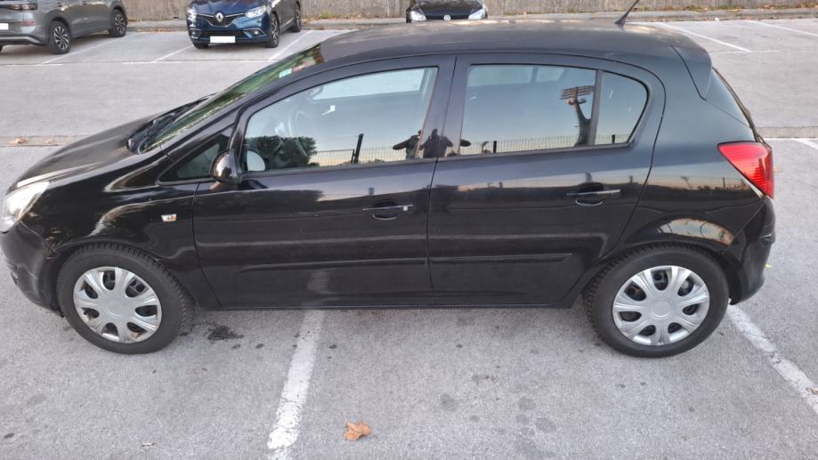 Opel Corsa 1,4 benzin, 16V, 66 kW, 2007. - 168.000 km, fotografija 3