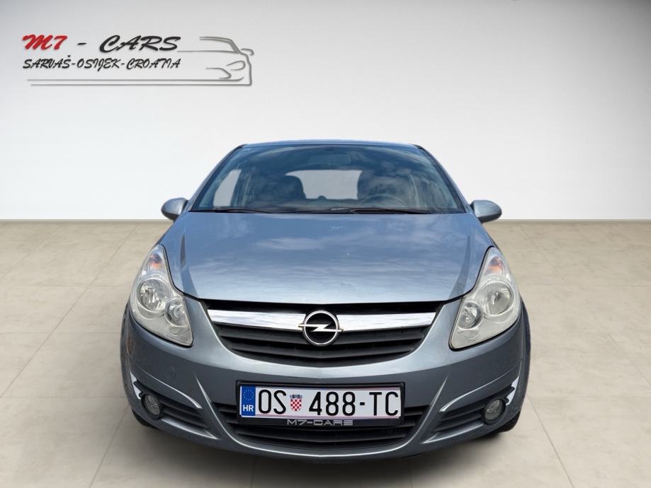 Opel Corsa 1.4 benzin // Registriran g. dana // očuvan, fotografija 3