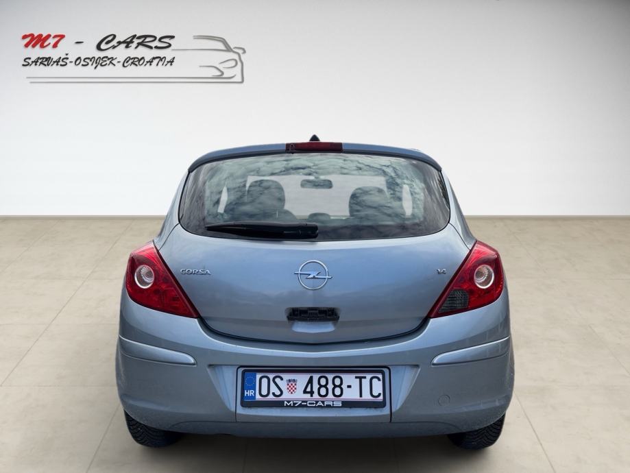 Opel Corsa 1.4 benzin // Registriran g. dana // očuvan, fotografija 7