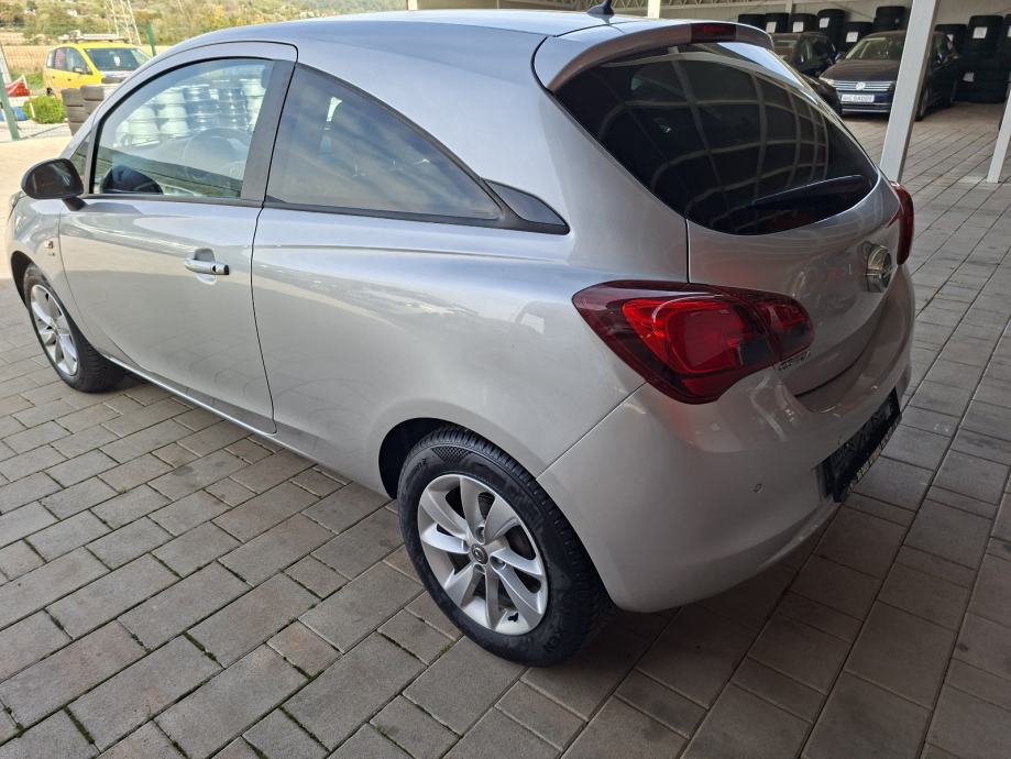 Opel Corsa 1,4 BENZIN SAMO 107000 TKM, pogled izvana - slika 3