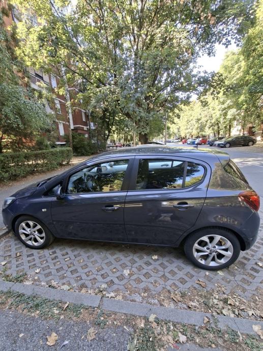 Opel Corsa 1,4, fotografija 2