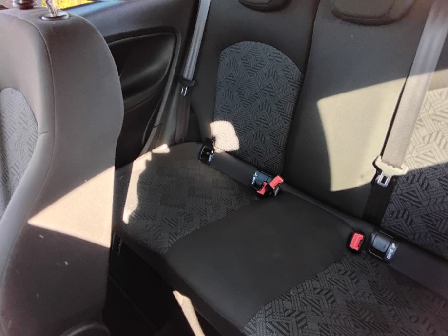 Opel Corsa 1,4, fotografija 15