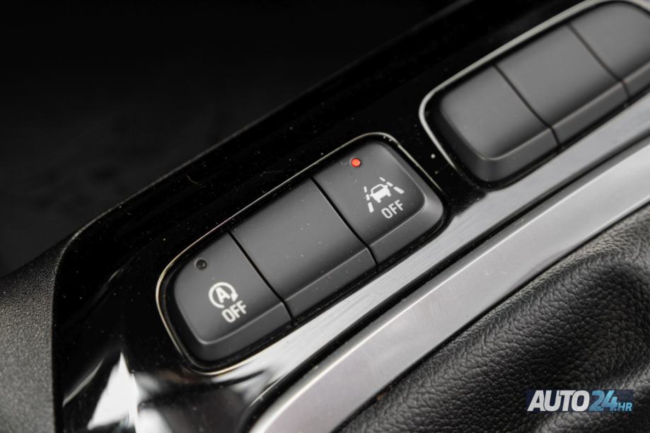 Opel Corsa 1,5 D EDITION|RATA 94 €|HR AUTO|1. VLASNIK|SERVISNA|, fotografija 15