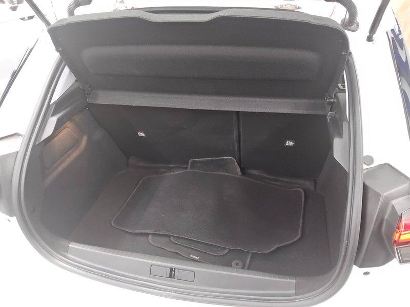 Opel Corsa 1.5 D Elegance • Full LED, fotografija 12
