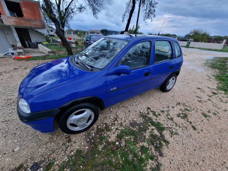 Opel Corsa 1,5 TD, 1996 god.