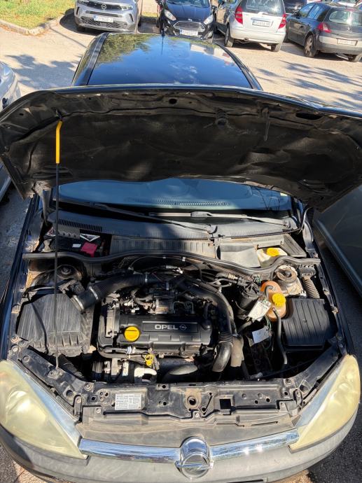 Opel Corsa 1,7 CDTI, fotografija 10