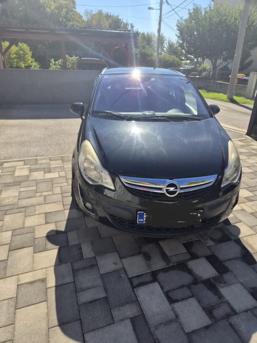 Opel Corsa 1,7 CDTI 96kw/130ps, fotografija 4