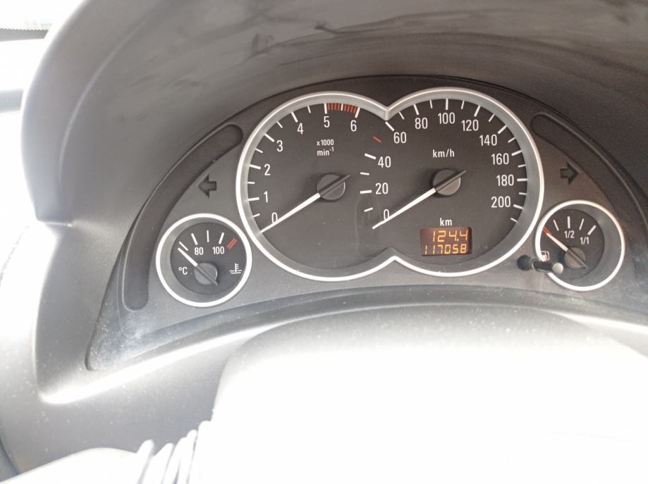 Opel Corsa 1,7 CDTI, fotografija 4
