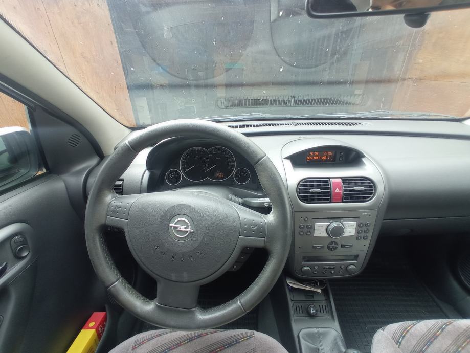 Opel Corsa 1,7 CDTI, fotografija 6
