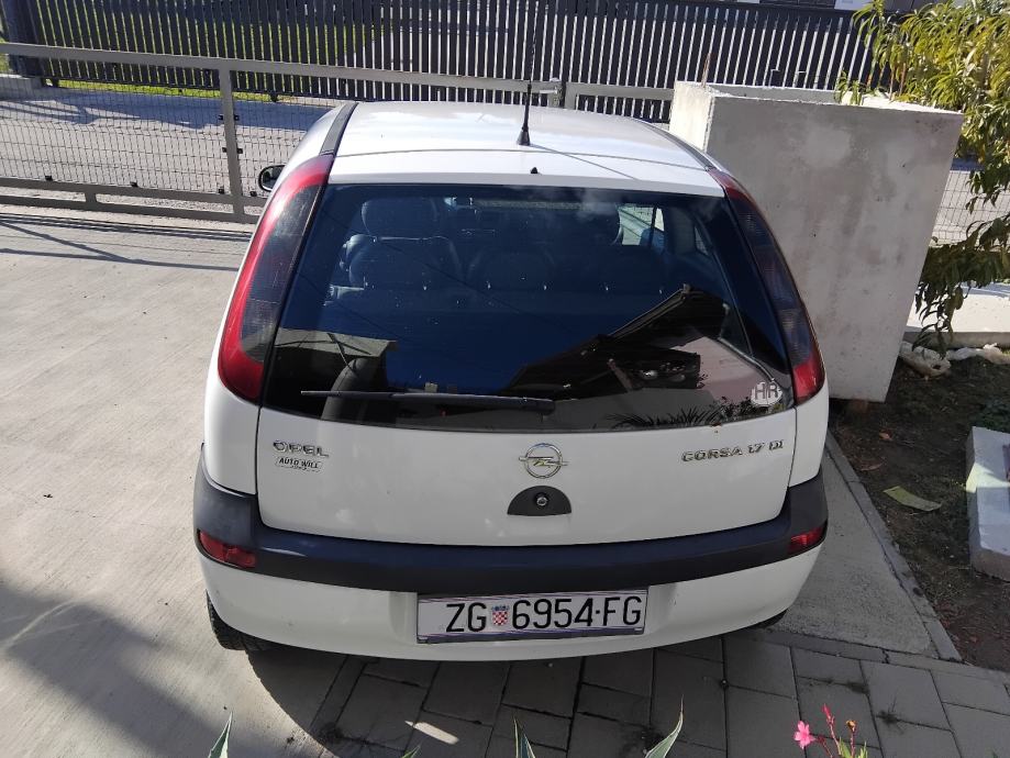 Opel Corsa 1,7, fotografija 3