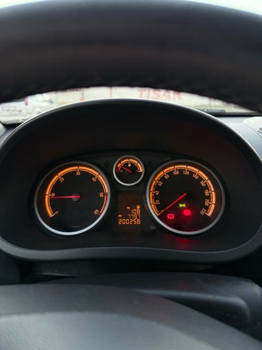 OPEL CORSA 2013., fotografija 9