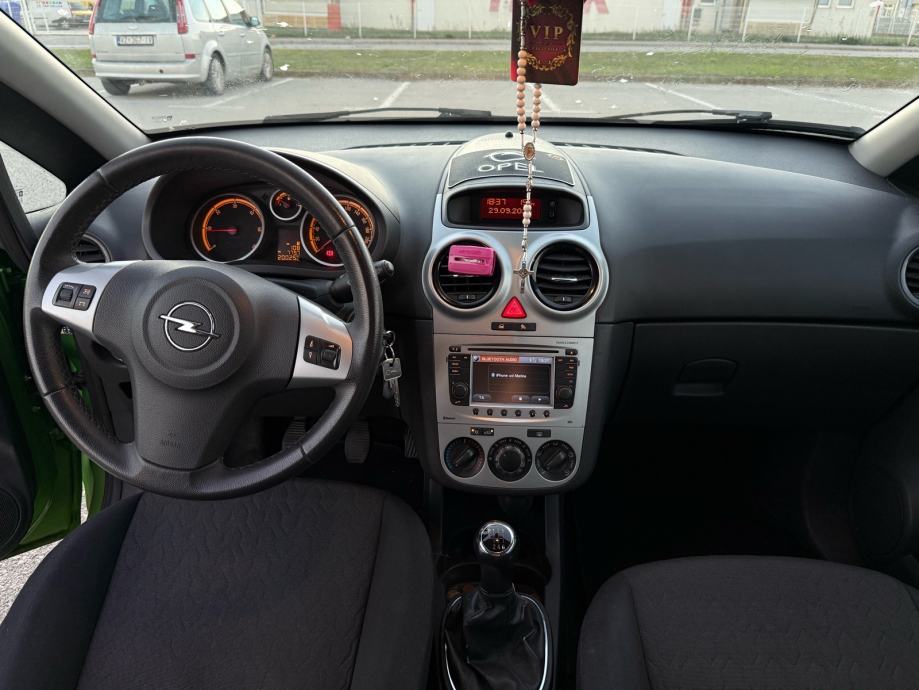 OPEL CORSA 2013., fotografija 5