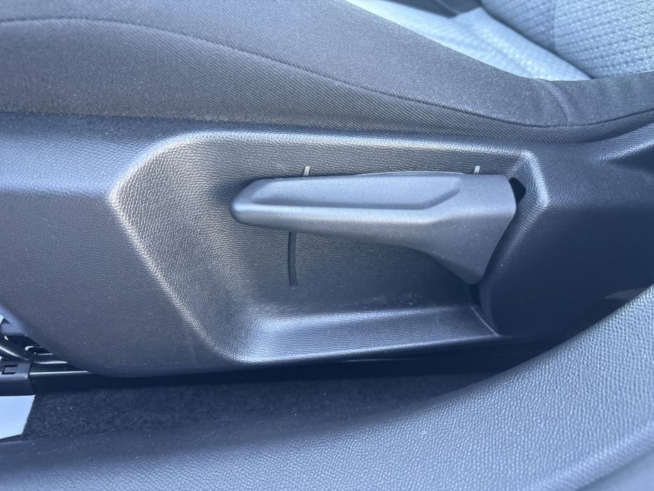 OPEL CORSA 2024 • PREMIUM jamstvo • AutoZubak Rabljena, fotografija 15