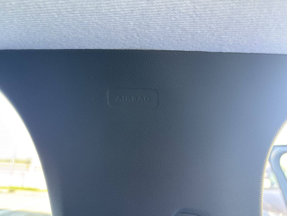 OPEL CORSA 2024 • PREMIUM jamstvo • AutoZubak Rabljena, fotografija 17
